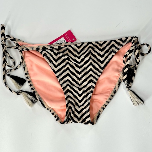 NWT Xhilaration Chevron Striped Tan Black Scoop String Bikini Bottoms Medium - Picture 3 of 6